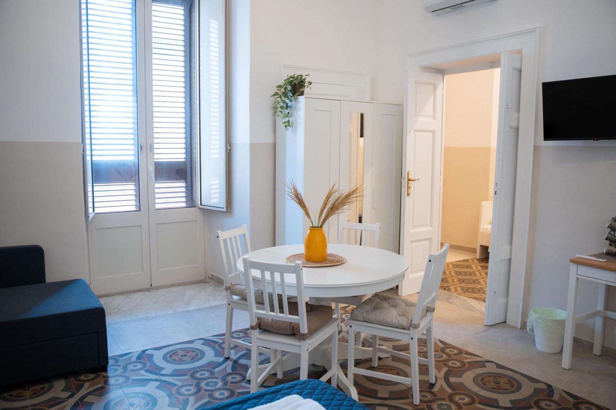 Bed and Breakfast Principe Amedeo 93 Bari Zewnętrze zdjęcie