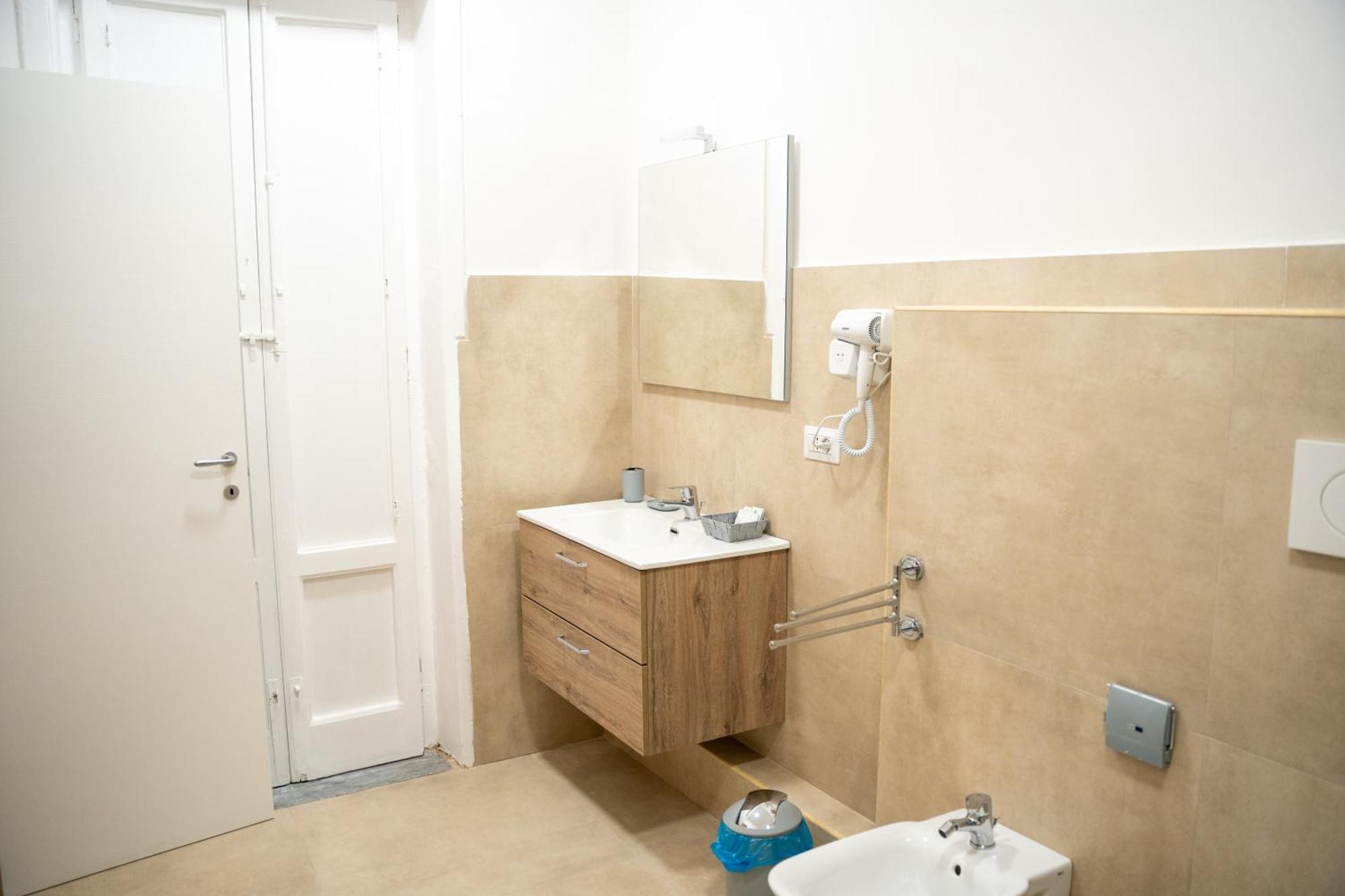 Bed and Breakfast Principe Amedeo 93 Bari Zewnętrze zdjęcie